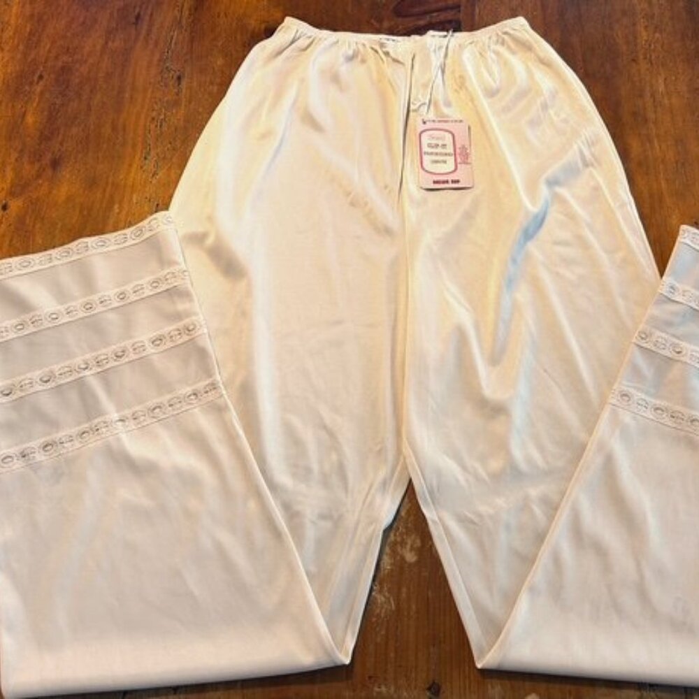 VTG Sears NWT 'Clip It' Beige Nylon Pant Bloomers Pettipant Adjustable Length SM